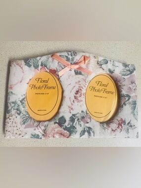 SET OF 3 Vintage 1992 Loomco Floral Quilted Photo Frames With Bow Detail 2X3